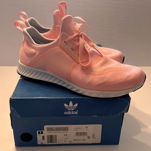 Womens size 9 1/2 Adidas edge lux sneaker light peach